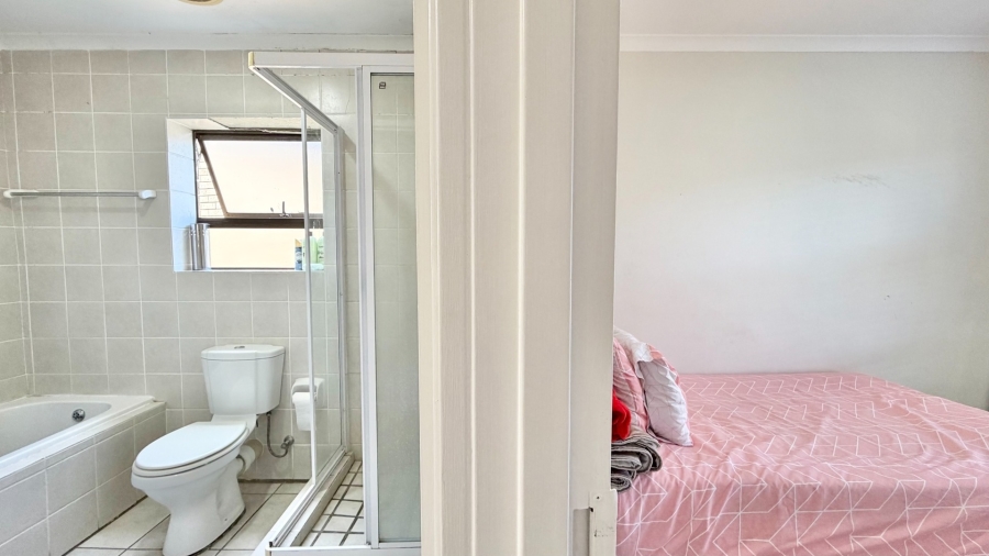 2 Bedroom Property for Sale in Fairview Golf Estate Western Cape